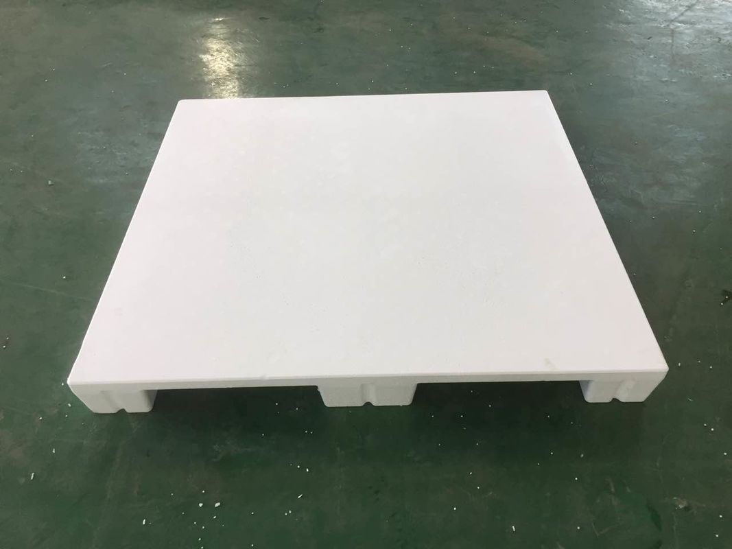 Stackable EPS Pallet Anti Slip Durable Strong  1400 Lbs Load Capacity